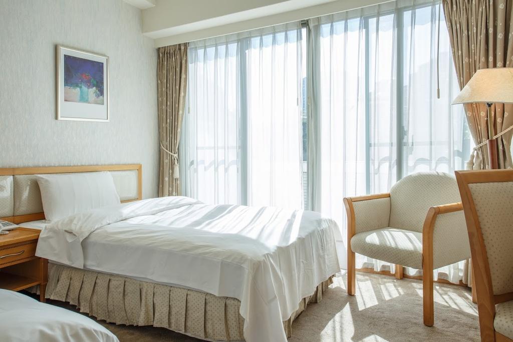 The Koos Hotel Синдиен Екстериор снимка