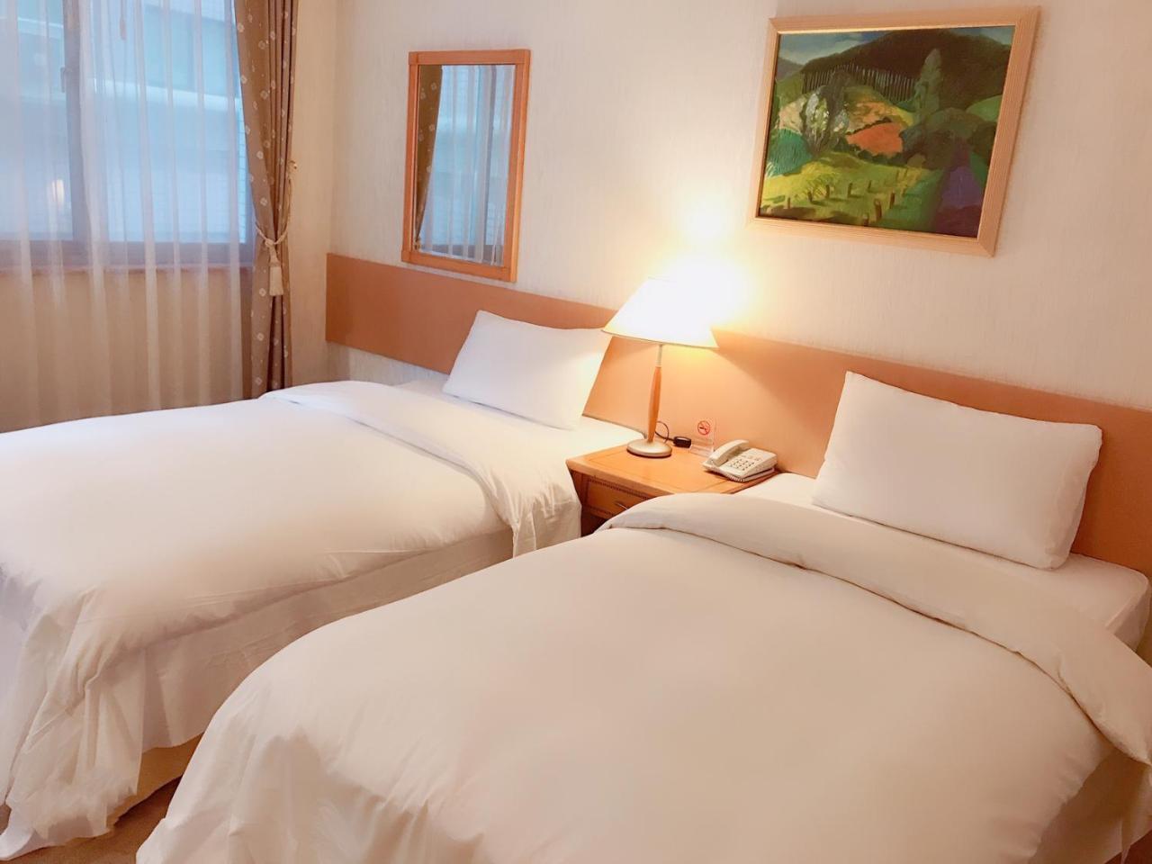 The Koos Hotel Синдиен Екстериор снимка